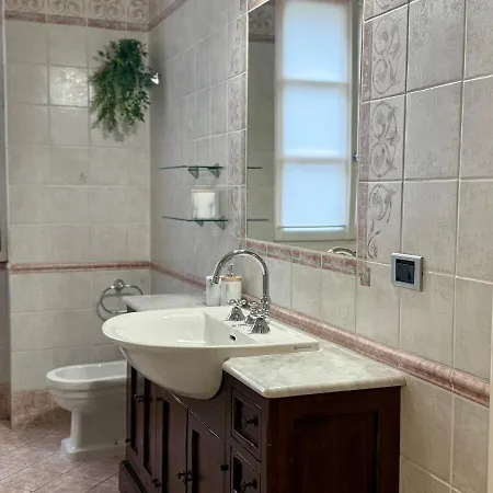 Al 38 Apartment *